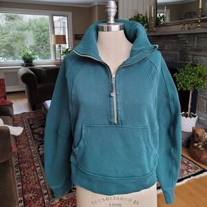 Lululemon Cropped 1/2 Zip Scuba Hoodie